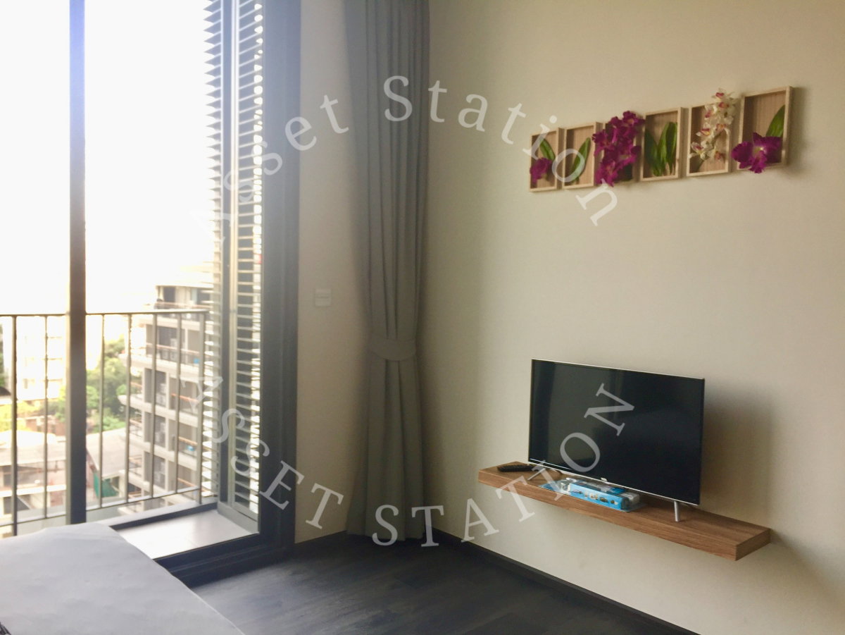 รูป 🏢คอนโดหรู Edge Sukhumvit 23 ห้องแต่งครบ บิ้วอินพร้อมอยู่ใกล้ BTS อโศก🚅 - รูปที่ 3/18