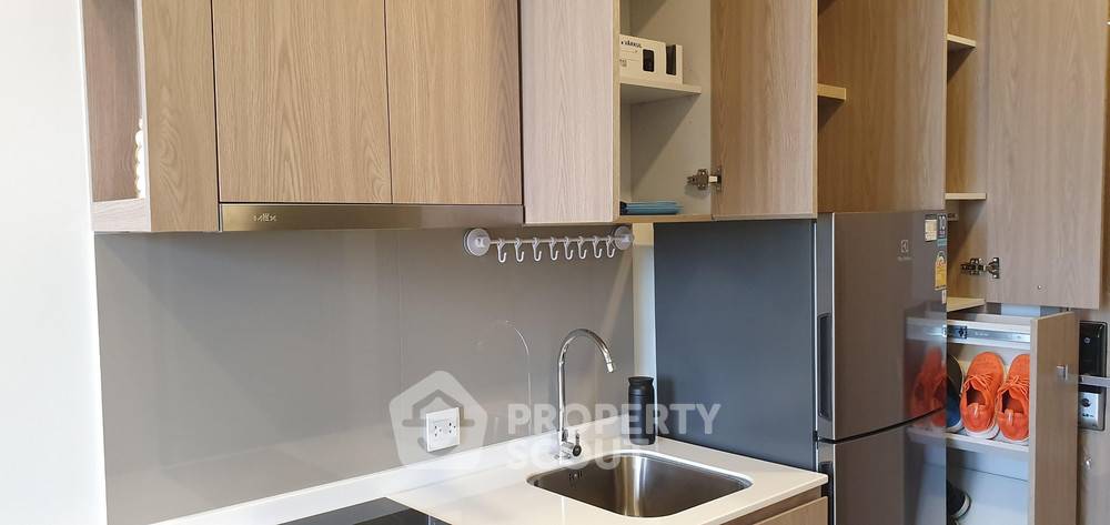 picture 1-BR Condo At Centric Ratchayothin, 21st Floor 📍200m To BTS Ratchayothin (ID 300923) - 8/10
