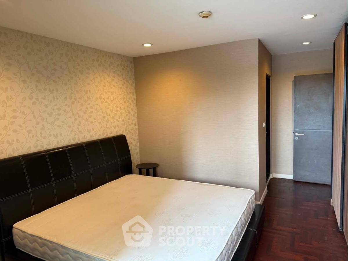 picture 2-BR 77 Sqm Condo At Baan Sukhumvit, 2nd Floor Near BTS Thong Lor (ID 3057404) - 8/18