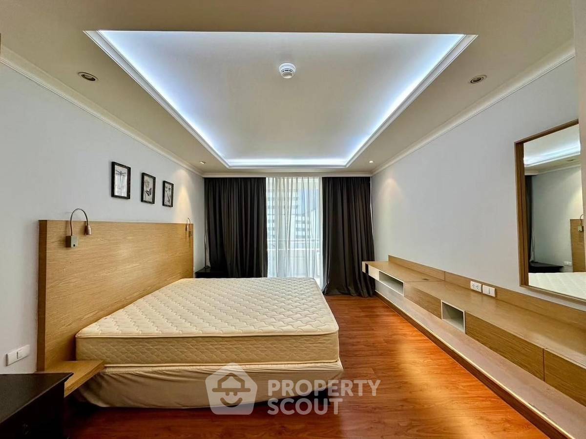 picture 2-BR 123 Sqm Condo At Somkid Gardens, 300m To BTS Chit Lom (ID 2044105) - 3/13