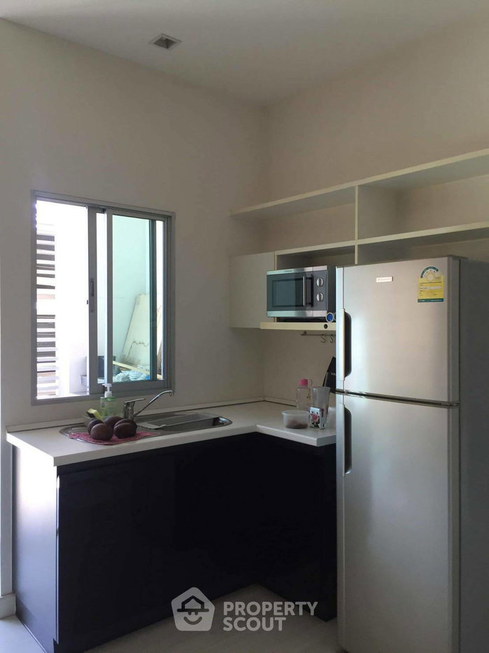 picture 2-BR Condo On 18th Floor, The Room Ratchada-Ladprao, MRT Ratchadaphisek (ID 1410915) - 4/5