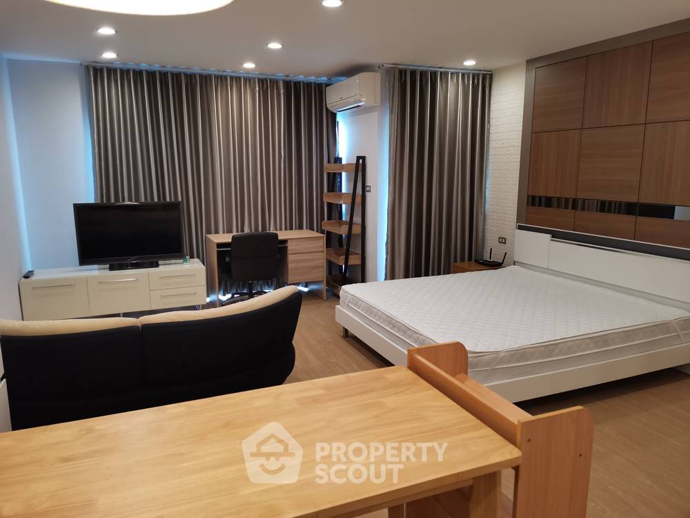 รูป คอนโด 1 ห้องนอน ขนาด 40 ตร.ม. ชั้น 14 ที่ Sathorn Gardens ใกล้ MRT สีลม (ID 305957) - รูปที่ 3/9