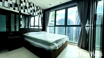 Condos for sale : Duplex with Stunning City View at IDEO MOBI Rama 9 6546978