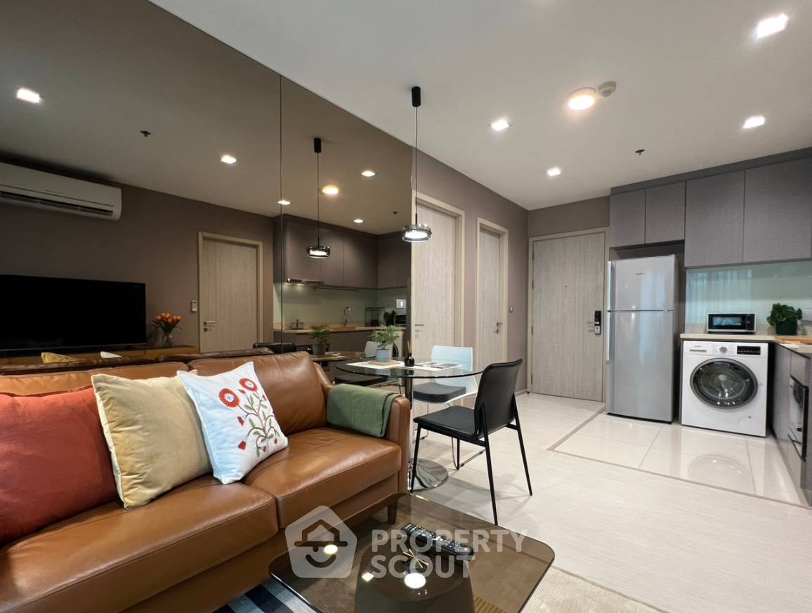 รูป คอนโด 2 ห้องนอน 60 ตร.ม. ที่ Rhythm Sukhumvit 36-38 ใกล้ BTS ทองหล่อ 300 ม. (ID 3054627) - รูปที่ 1/7