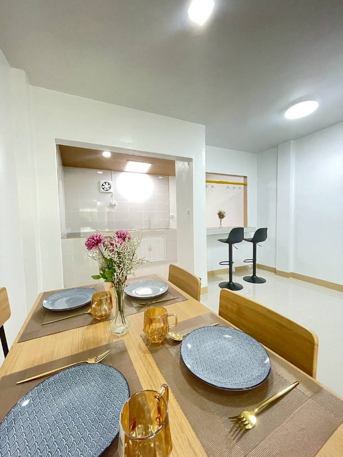รูป 🔥🔥โครงการของ Property prefect 🔥🔥หมู่บ้านนันทนาการ์เด้น บางคูวัด ปทุมธานี ทาวน์เฮาส์ 2 ชั้น ครึ่ง บ้านเล่นระดับ ห้องโถ่งชั้นล่าง - รูปที่ 8/18