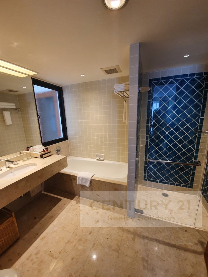 picture Pet Friendly 3 Bedroom condo, Full service at Chatrium Residence Sathorn , Narathiwas 24 - 12/14