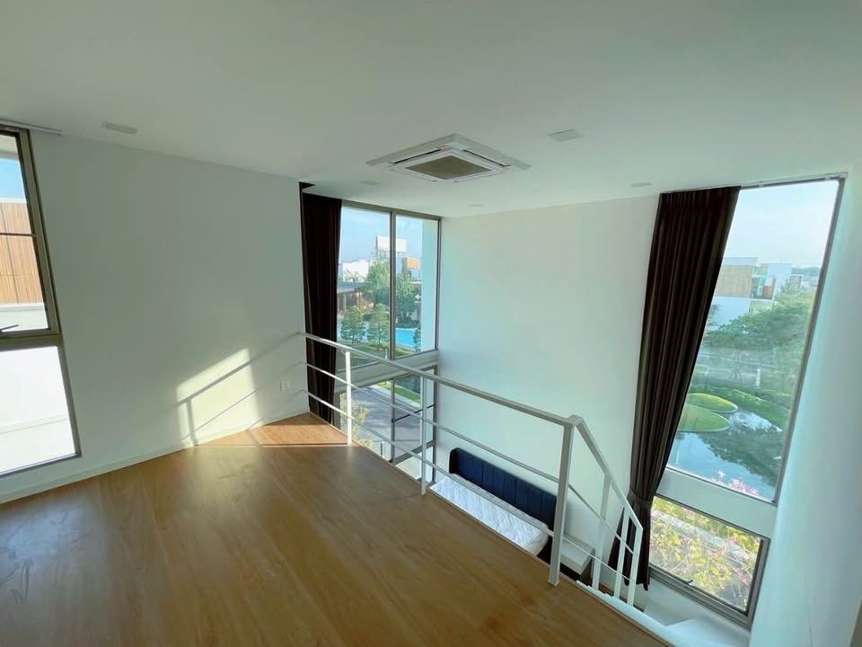 picture 3-story detached house for rent in VIVE Rama 9 Village. - 2/38