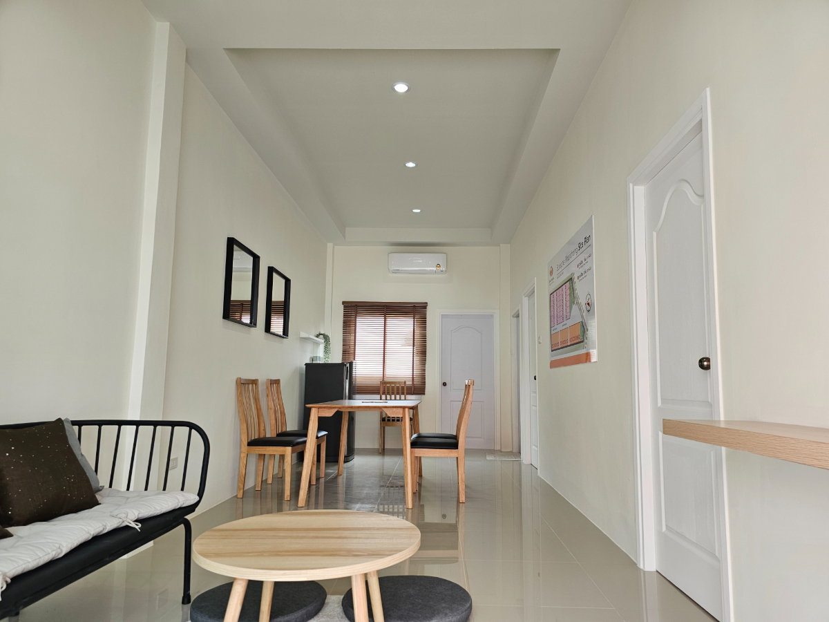 รูป บ้านทาวน์โฮมชั้นเดียว ใกล้อมตะ - รูปที่ 2/7