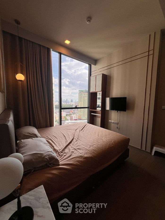 picture 1-BR Condo At Celes Asoke, 22nd-Floor, 50m To MRT Sukhumvit (ID 3059394) - 3/8