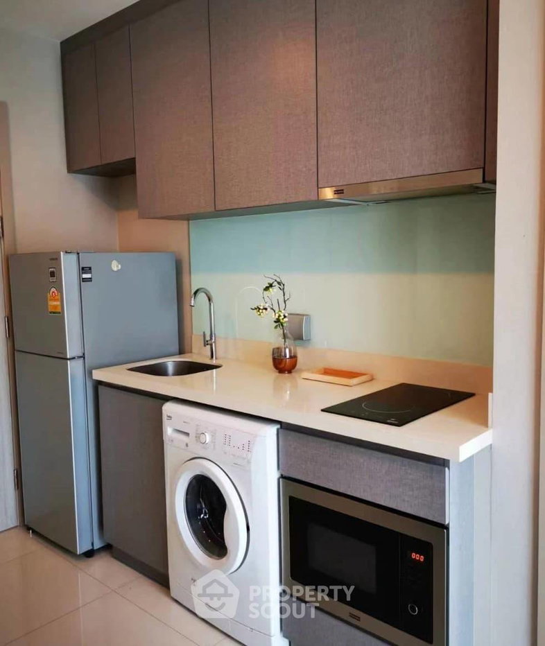 รูป คอนโด 1 ห้องนอน 34 ตร.ม. ที่ Rhythm Sukhumvit 36-38 ใกล้ BTS ทองหล่อ 300 ม. (ID 1742287) - รูปที่ 7/8