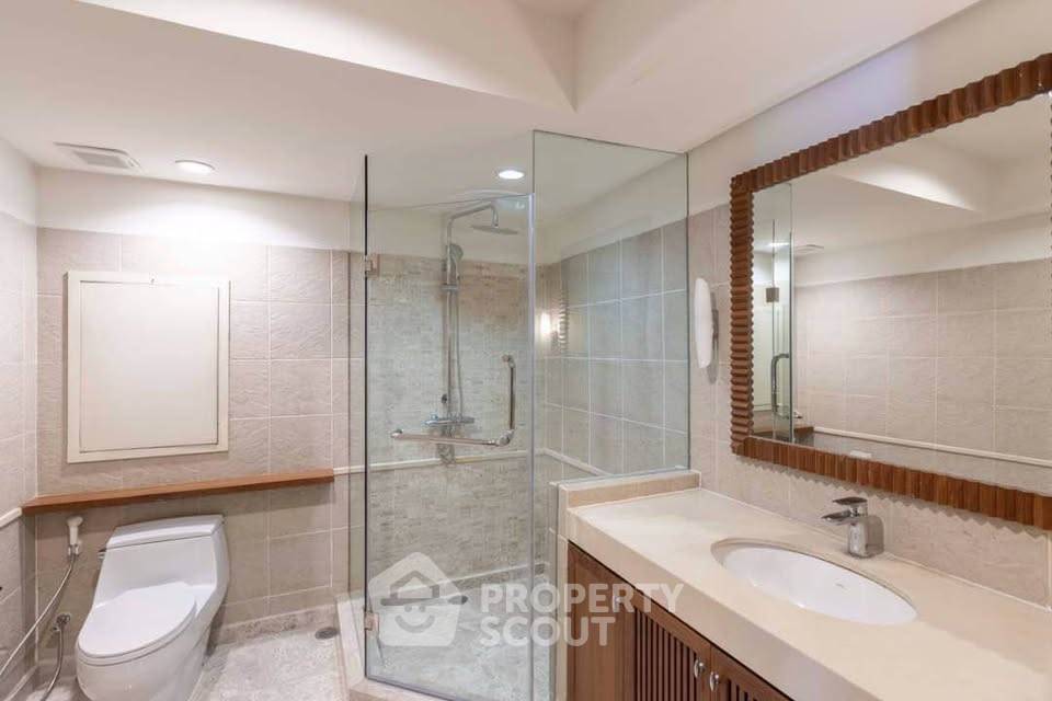 รูป คอนโด 4 ห้องนอน 260 ตร.ม. สุขุมวิทเฮ้าส์ (Pet-Friendly) ใกล้ MRT สุขุมวิท 300 ม. (ID 3057381) - รูปที่ 6/10