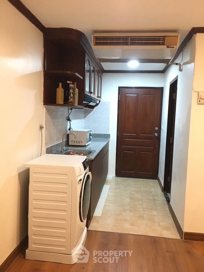 รูป คอนโด 1 ห้องนอน ชั้น 19 ขนาด 40 ตร.ม. สุขุมวิท สวีท ใกล้ BTS นานา 300 ม. (ID 1792657) - รูปที่ 4/10