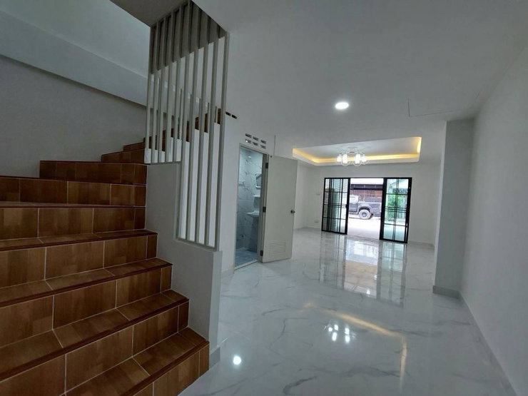 picture Townhouse for Sale in Khlong 2, Thanyaburi. - 3/10