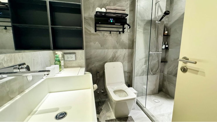 รูป 🔥LIV@Sukhumvit 49 (ลิฟ แอท สุขุมวิท 49) 46,000 THB / month ห้องรูปแบบ Duplex ไซส์ใหญ่ ตกแต่งสวยระดับมาสเตอร์พีซ ราคาดีที่สุดในตึก🏢✨ - รูปที่ 11/11