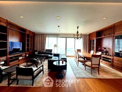 Condos for rent : 3-BR 150 Sqm Condo At D.S. Tower 2 Sukhumvit 39 Near MRT Sukhumvit (ID 2152012)