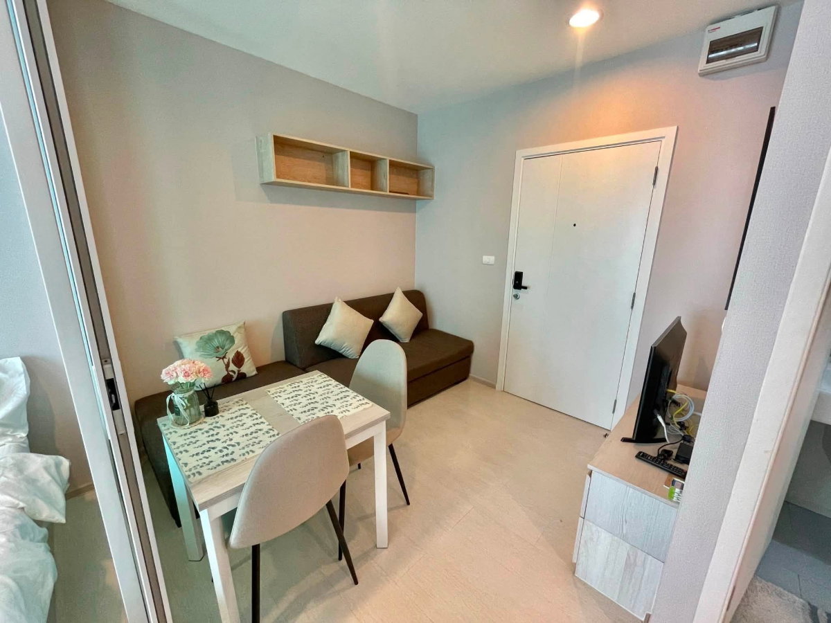 picture PFD-08747 Condo for rent, Aspire Erawan, next to BTS Chang Erawan Station. - 2/9