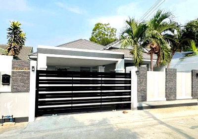 บ้านเดี่ยว บางละมุง ชลบุรี : บ้านเดี่ยวรีโนเวทใหม่ สวยครบ จบในหลังเดียว บ้านพูนสุข พัทยา