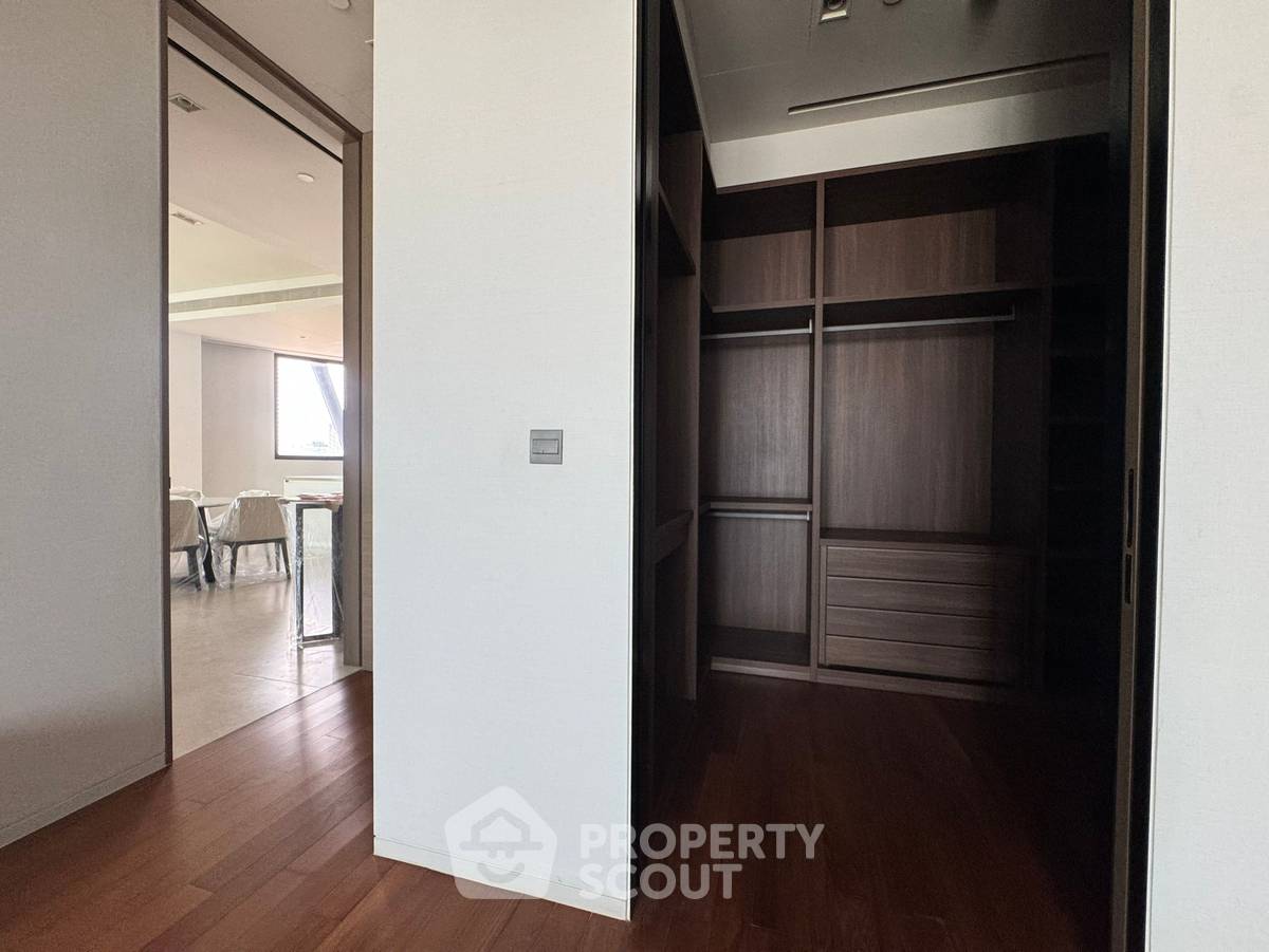 รูป คอนโด 2 ห้องนอน ชั้น 24 ขนาด 176 ตร.ม. ใน Banyan Tree Residences Riverside Bangkok ใกล้ MRT หัวลำโพง (ID 3057385) - รูปที่ 10/11