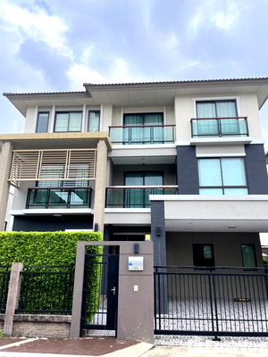 Houses for sale Bangkok : 5 Bedroom House for sale at Passorn Songprapa  1928853