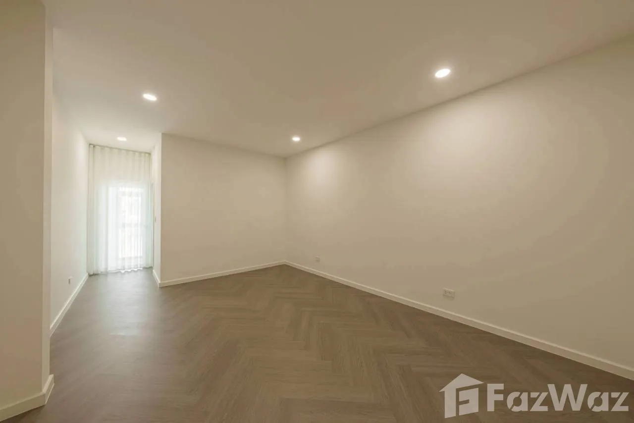 picture Newly renovated 6544681 - 11/12
