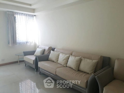 คอนโด 3 ห้องนอน Royal Castle Sukhumvit ใกล้ BTS พร้อมพงษ์ 400 เมตร ชั้น 4 พื้นที่ 160 ตร.ม. (ID 886667)