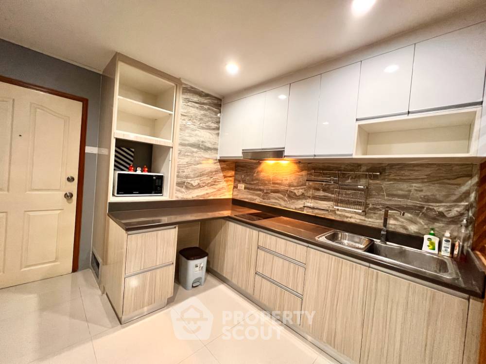 รูป คอนโด 2 ห้องนอน ที่ สาทร คอนโดเพลส ชั้น 5 • ใกล้ MRT คลองเตย (ID 889390) - รูปที่ 3/11