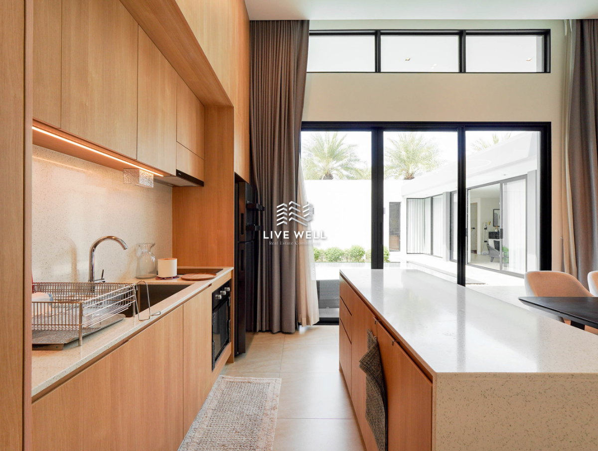 รูป For Sale Luxury Pool Villa Pattaya just 10 minutes to Jomtien Beach - รูปที่ 13/36