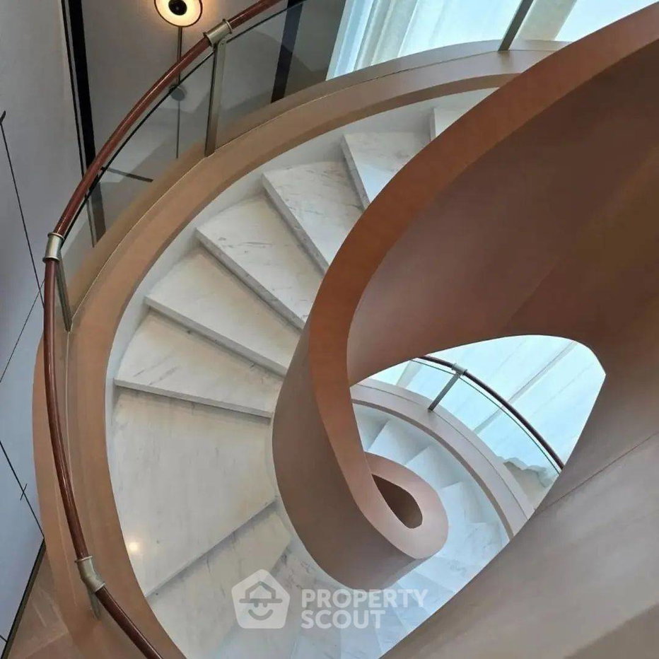 รูป คอนโด 6 ห้องนอน ชั้น 51 พื้นที่ 710 ตร.ม. The Residences At Mandarin Oriental ใกล้ BTS สะพานตากสิน (ID 3057366) - รูปที่ 5/28