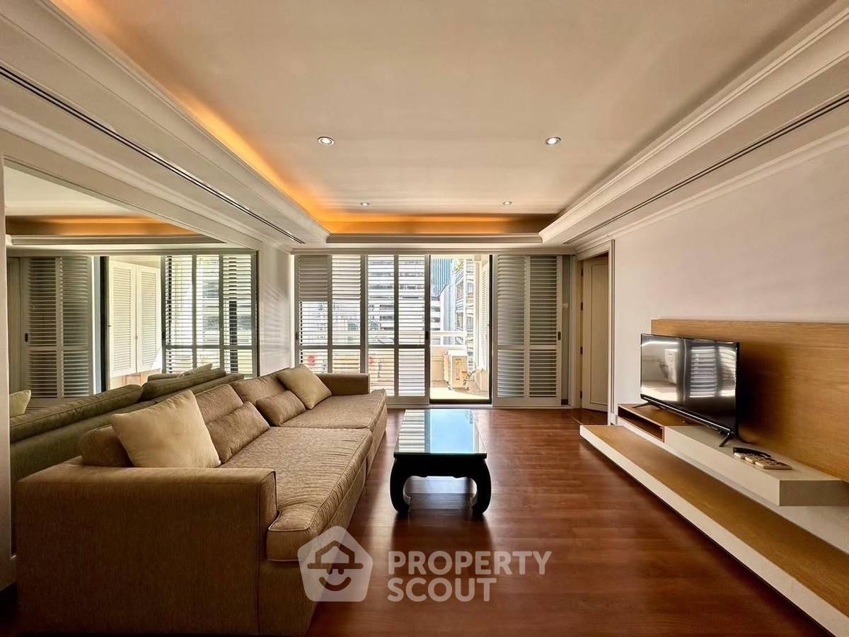 picture 2-BR 123 Sqm Condo At Somkid Gardens, 300m To BTS Chit Lom (ID 2044105) - 2/13