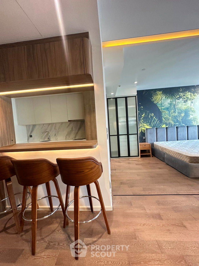 picture Pet-Friendly 1-BR 43 Sqm At Muniq Sukhumvit 23, 100m to MRT Sukhumvit (ID 3057397) - 4/7