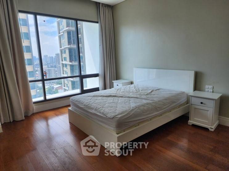รูป คอนโด 6 ห้องนอน ให้เช่า Bright Sukhumvit 24 ใกล้ BTS พร้อมพงษ์ (ID 3053937) - รูปที่ 9/14