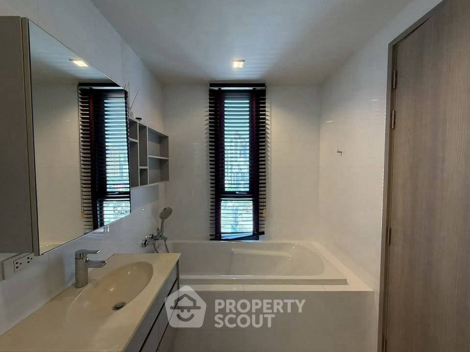 รูป คอนโด 2 ห้องนอน ให้เช่า HQ Thonglor ชั้น 10 ใกล้ BTS ทองหล่อ (ID 3058382) - รูปที่ 6/9