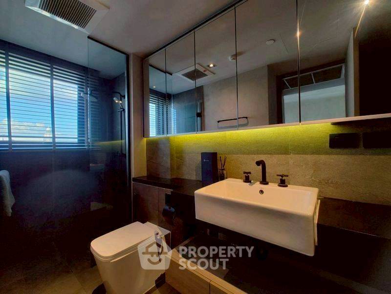 รูป คอนโด 3 ห้องนอน The Lofts Asoke ชั้นสูง 40+ พื้นที่ 129.92 ตร.ม. ใกล้ MRT เพชรบุรี 300 ม. (ID 2534745) - รูปที่ 12/14