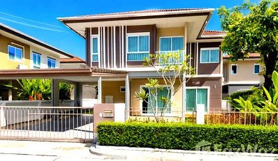 Houses for sale Muang Phuket Phuket : 4 bed family home 6540771
