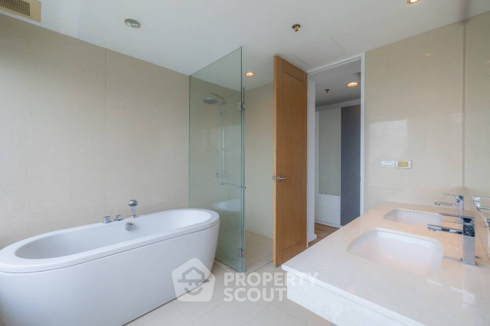 รูป คอนโด 2 ห้องนอน 103 ตร.ม. ชั้นสูง 26 ที่ The Royal Maneeya ใกล้ BTS ชิดลม 200 ม. (ID 807421) - รูปที่ 11/39