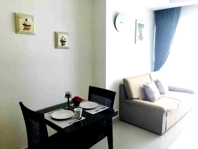 Condos for rent : Condo for Rent at Nam Talay Condominium, Just Steps from Jomtien Beach