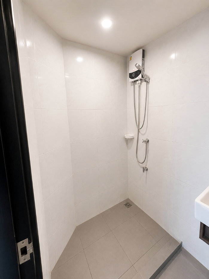 picture For Sale - Grene Condo Donmuang–Songpraph 1.68M (negotiable) -Direct from owner - 7/14