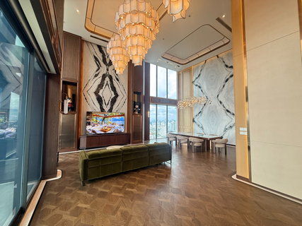 รูปภาพ For Rent/sale 📍The Esse at Singha Complex 🛀3 bed duplex penthouse 4 bath📞0639399665