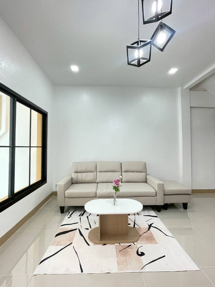 รูป 🔥🔥โครงการของ Property prefect 🔥🔥หมู่บ้านนันทนาการ์เด้น บางคูวัด ปทุมธานี ทาวน์เฮาส์ 2 ชั้น ครึ่ง บ้านเล่นระดับ ห้องโถ่งชั้นล่าง - รูปที่ 4/18