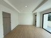 listing thumbnail image 47