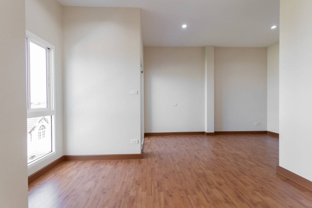 รูป 🏡ด่วนให้เช่า 20,000 ทาวน์โฮม 3 ชั้น ล้ำเลิศทาวน์โฮม โครงการใหม่ ย่าน สวนหลวง สไตล์ Modern loft ถ. เฉลิมพระเกียรติ 14 แยก 18 - รูปที่ 15/20