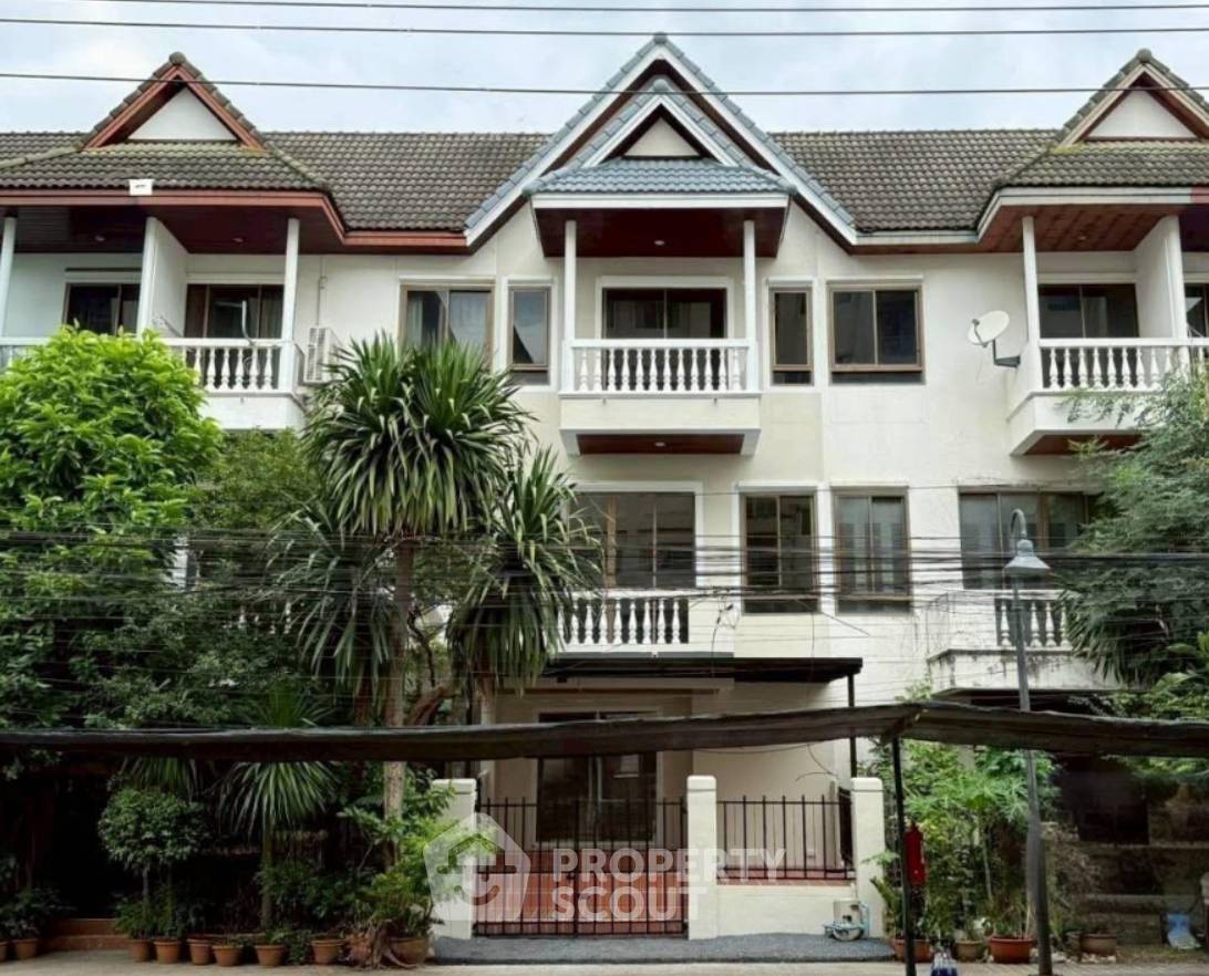 รูป ขายคอนโด 4 ห้องนอน 382 ตร.ม. ที่ บ้านสวนลลนา-สวนหลวง เขตดอกไม้ เขตประเวศ (ID 3054953) - รูปที่ 1/6