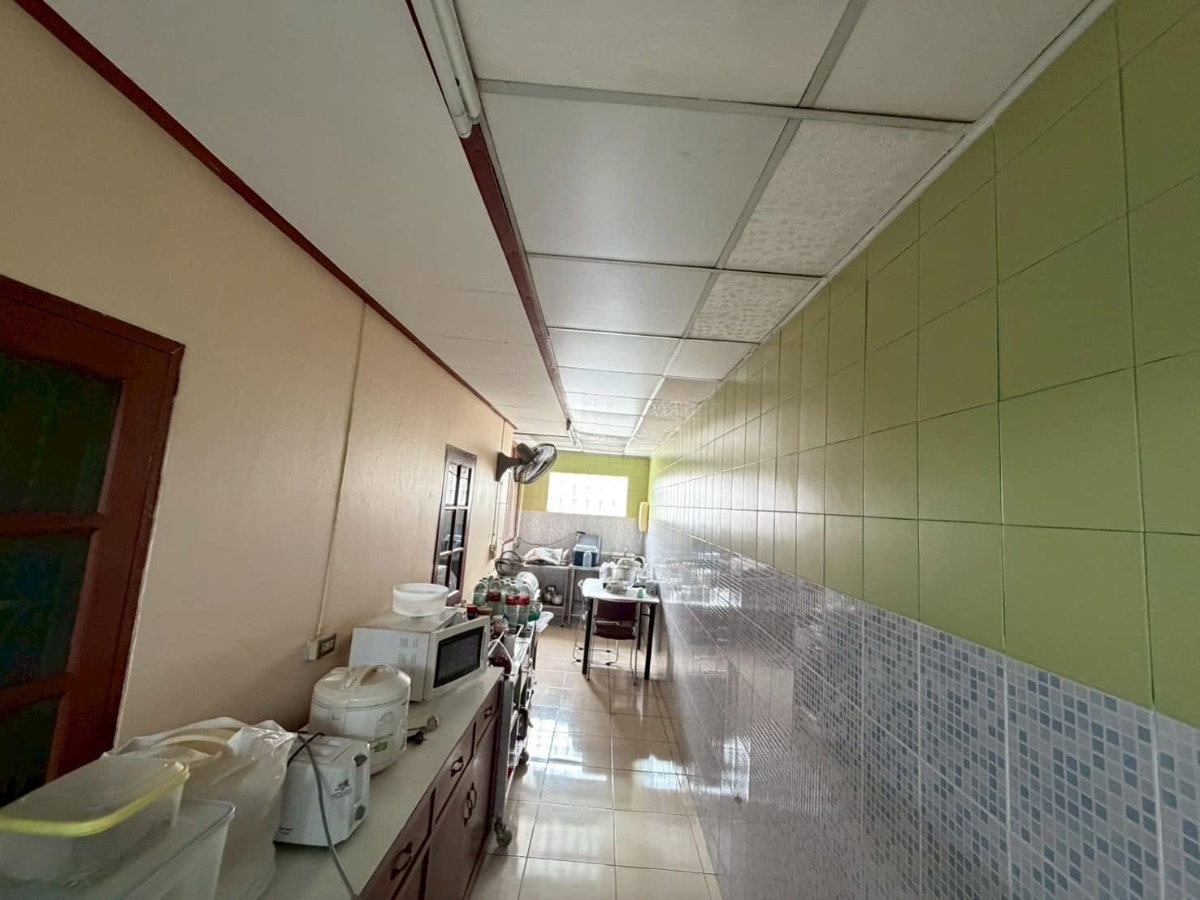 รูป 🔥ขาย บ้านเดี่ยวชั้นเดียว PRAPAWAN HOME 1 หลังมุมติดถนนเมน ทำเลมีนบุรี บ้านพร้อมอยู่ ครัวใน-นอก แถมแอร์ 3 ตัว พร้อมโอน - รูปที่ 18/19