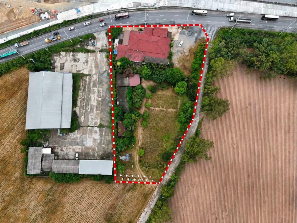 รูป ขายที่ดินทำเลทอง ติดถนนมอเตอร์เวย์ ศรีราชา - รูปที่ 11/12