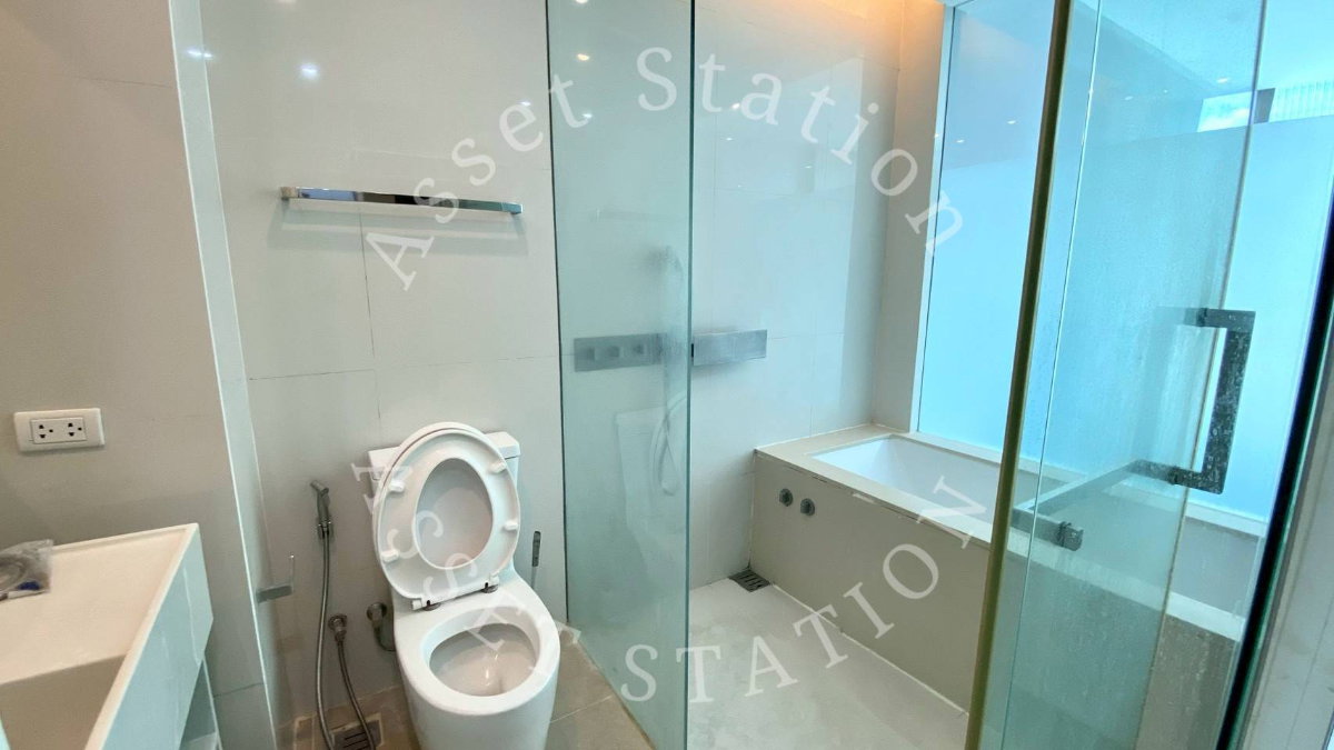 รูป 💎ห้องว่างพร้อมเช่า💎คอนโดหรู The Room Sukhumvit 21 ห้องกว้าง 52 ตร.ม. เฟอร์ครบครัน แต่งหรูอยู่สบาย ใกล้ BTS อโศก🏢 - รูปที่ 14/15