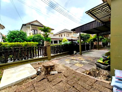 บ้านเดี่ยว ปทุมธานี : 🔥ขาย บ้านเดี่ยว LIVING NARA เคหะร่มเกล้า 64 ทำเลรามคำแหง-ลาดกระบัง โครงสร้างอิฐแดงแข็งแรง ปรับลดราคาพิเศษ กู้เกินได้