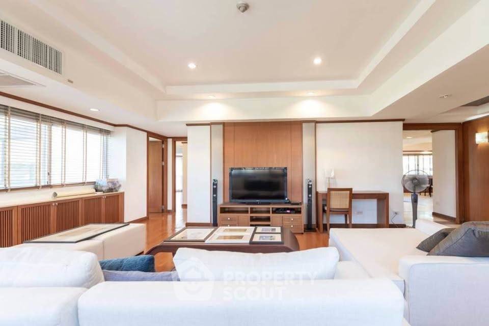 รูป คอนโด 4 ห้องนอน 260 ตร.ม. สุขุมวิทเฮ้าส์ (Pet-Friendly) ใกล้ MRT สุขุมวิท 300 ม. (ID 3057381) - รูปที่ 9/10