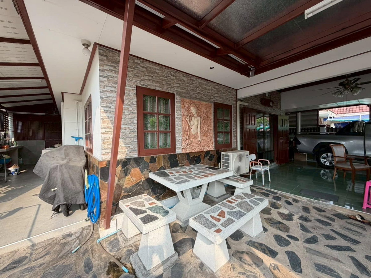 รูป 🔥ขาย บ้านเดี่ยวชั้นเดียว PRAPAWAN HOME 1 หลังมุมติดถนนเมน ทำเลมีนบุรี บ้านพร้อมอยู่ ครัวใน-นอก แถมแอร์ 3 ตัว พร้อมโอน - รูปที่ 4/19