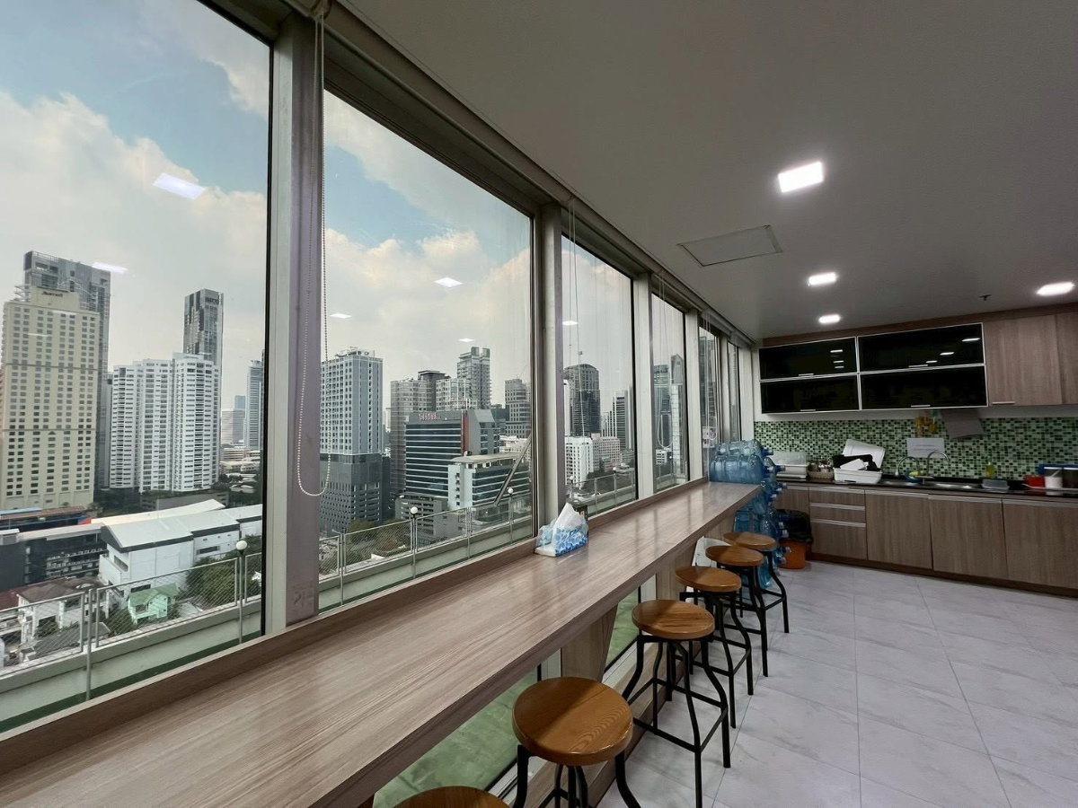 picture For Rent - Office Space Near BTS Phrom Phong - 9/11