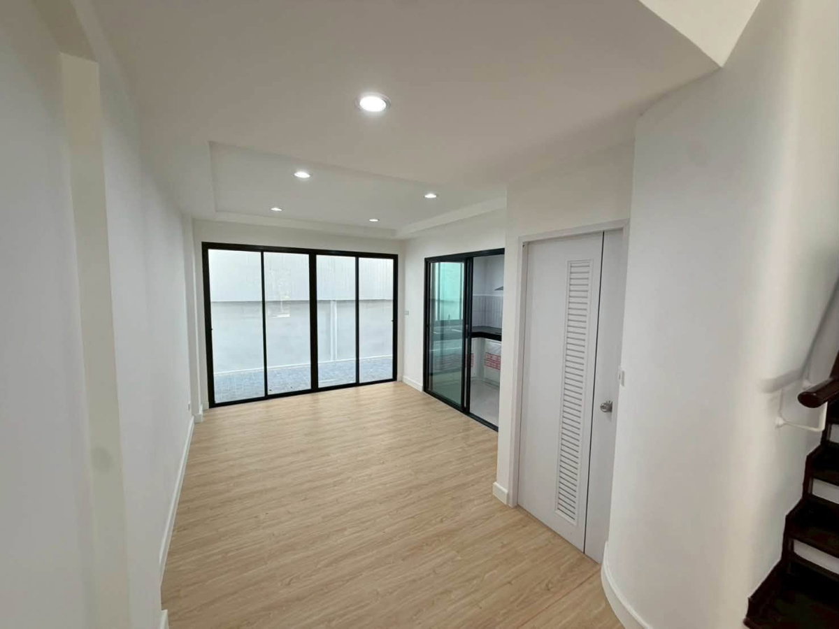 รูป 🏠 ขายบ้าน : Supalai Park Ville 2 Phaholyothin 48 (ศุภาลัย พาร์ควิลล์ 2 พหลโยธิน 48)   รหัสทรัพย์ | 📌LNP-H1082  - รูปที่ 16/54